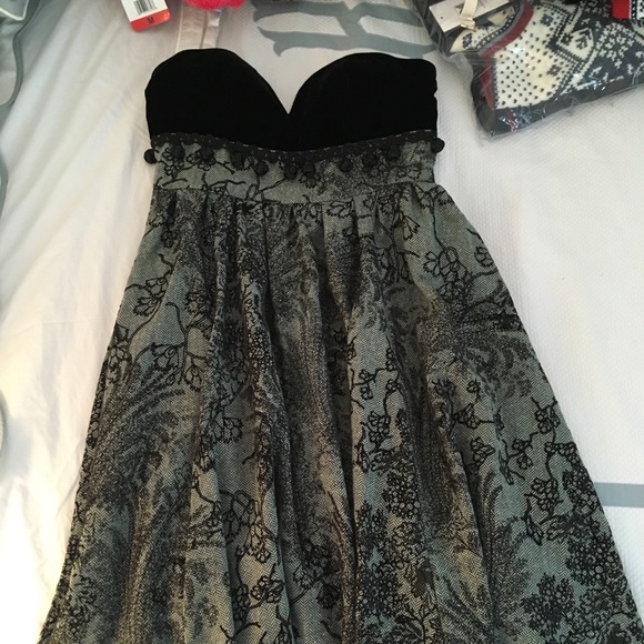 Tibi dress size 6 - Picture 5 of 7